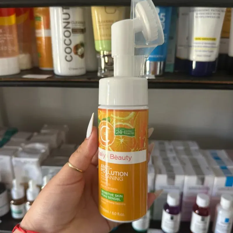 Limpiador facial de vitamina C