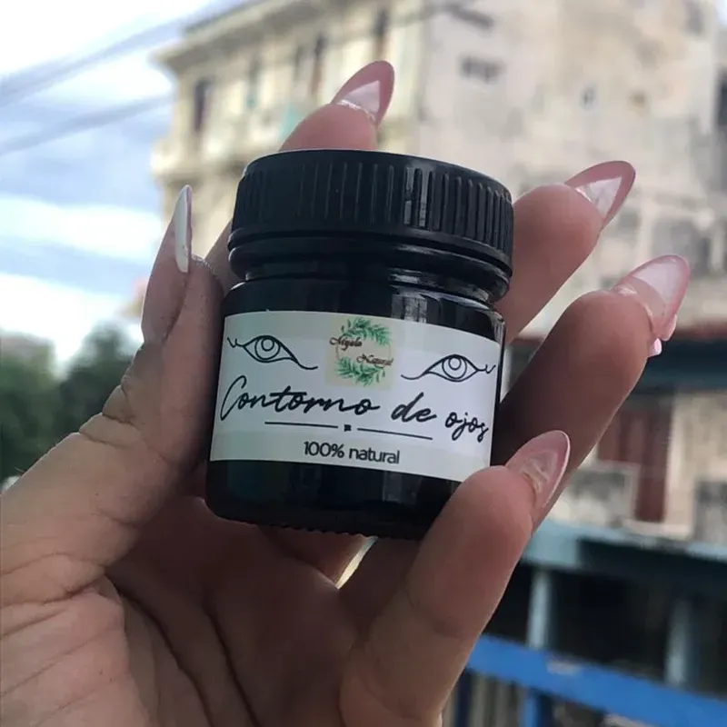 Contorno de ojos