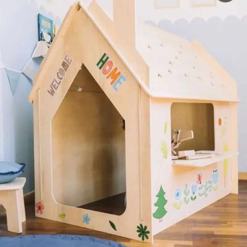 CASITA DE JUEGO (interiores)