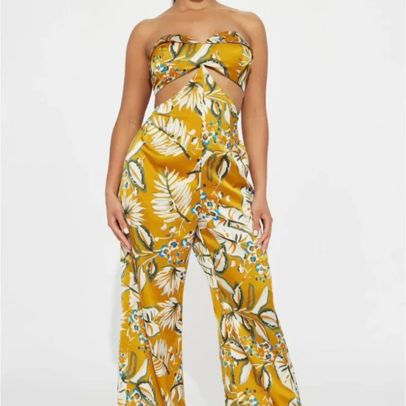 Mono enterizo mostaza con estampados