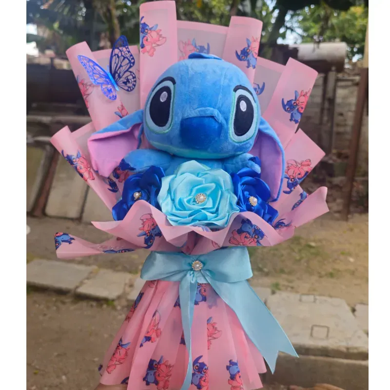 Stich al trono con rosas eternas