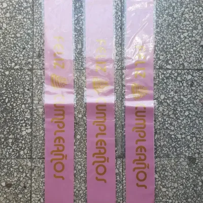 Banda Feliz cumpleaños rosa claro