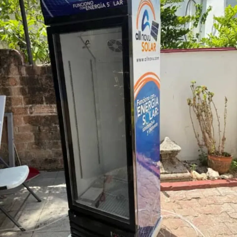 EXHIBIDORA VERTICAL  12.5 PIES