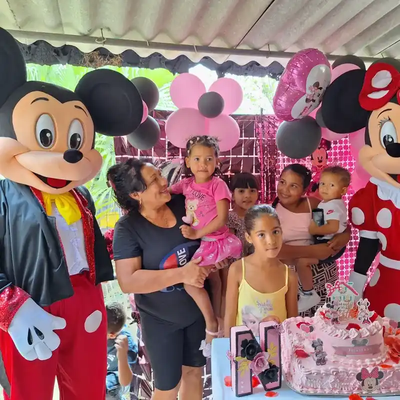 Minnie Mouse y Mickey