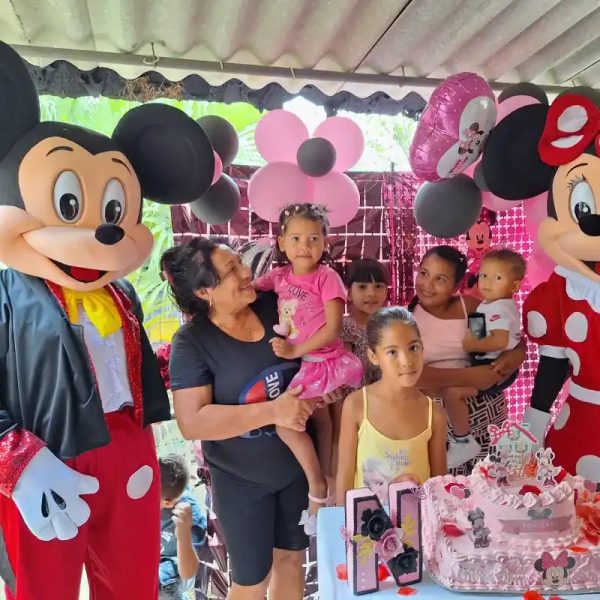 Minnie Mouse y Mickey