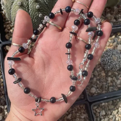 Collar de piedras naturales, piedras y cuentas