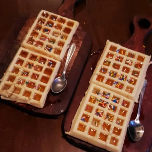 Wafles con dulce de leche