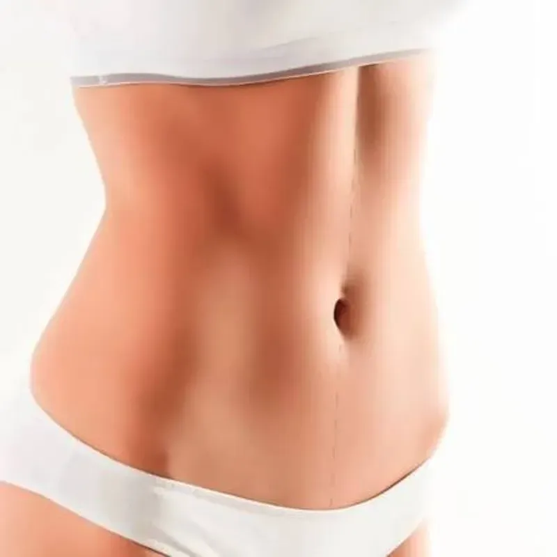 DEPILACIÓN DE ABDOMEN CON CERA