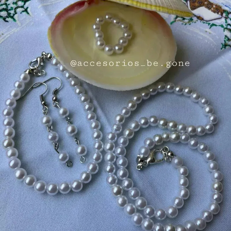 Combo de perlas blancas