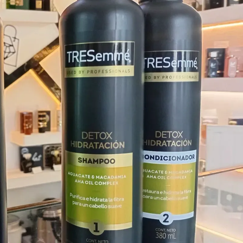 Shampoo y Acondicionador TRESemmé