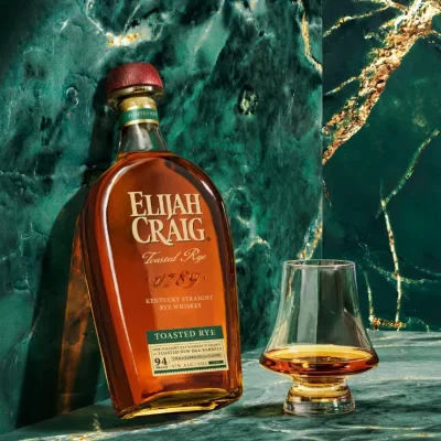 WHISKY ELIJAH CRAIG + ENERGIZANTES