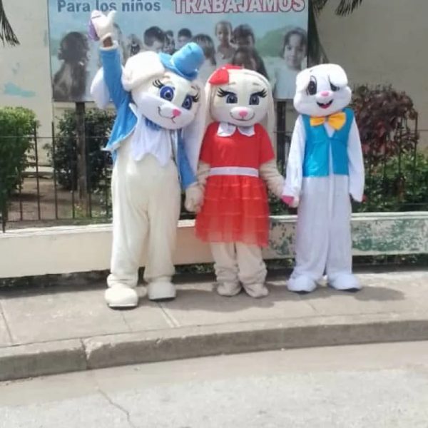 Rosy, Angel y Bunny