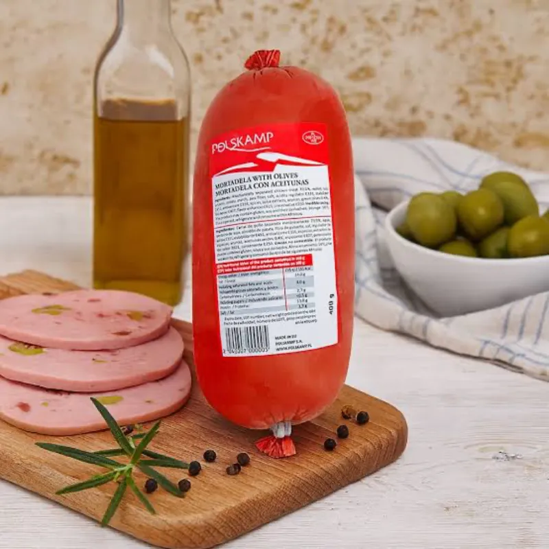 Mortadella de pollo con aceitunas