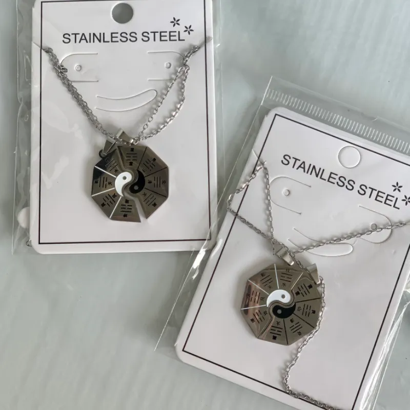 Juego de collar Ying Yang