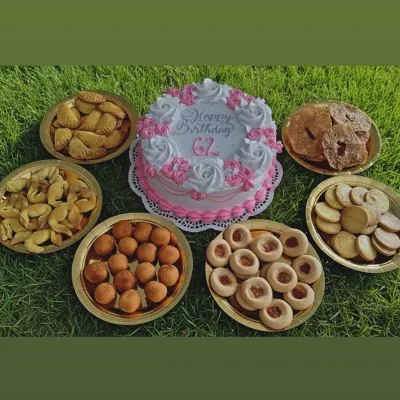 Combo mini cake y bufet