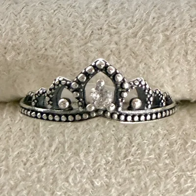 Anillo de corona sencilla