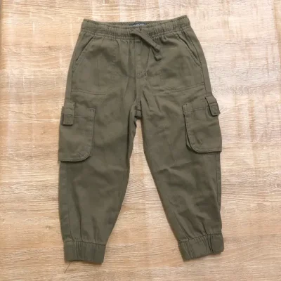 Jogger 4 puertas color marrón