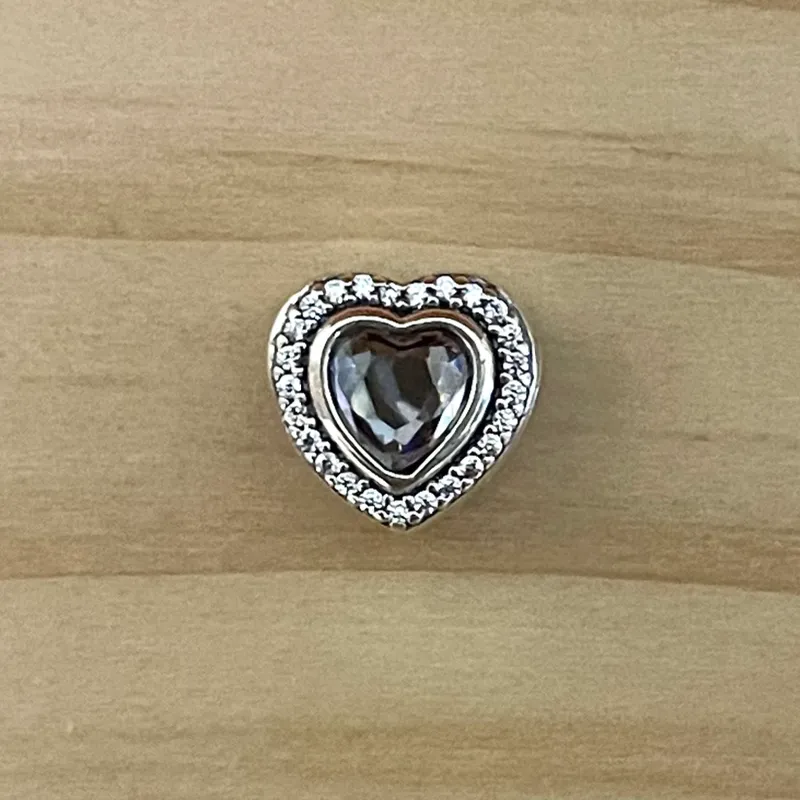 Charm Corazón Centro Blanco