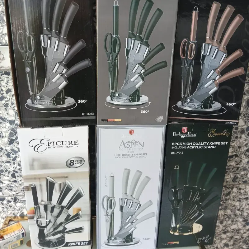 Juegos de Cuchillos con base