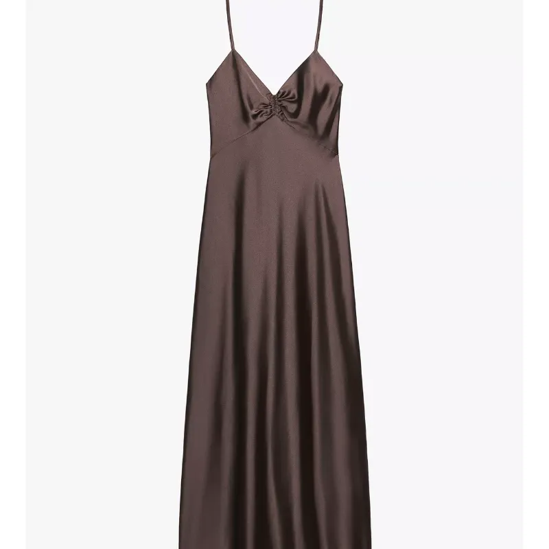 Vestido satinado carmelita