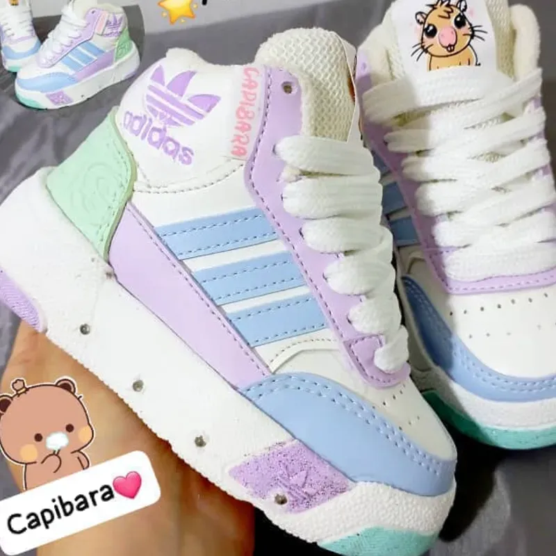 BOTICAS ADIDAS CAPIBARA  Alumbran