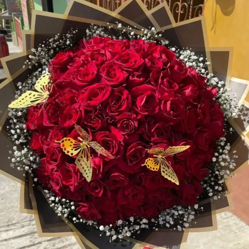Ramo de 100 rosas