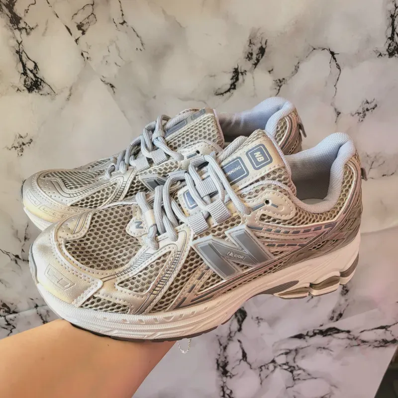 New balance 1906R ORIGINALES