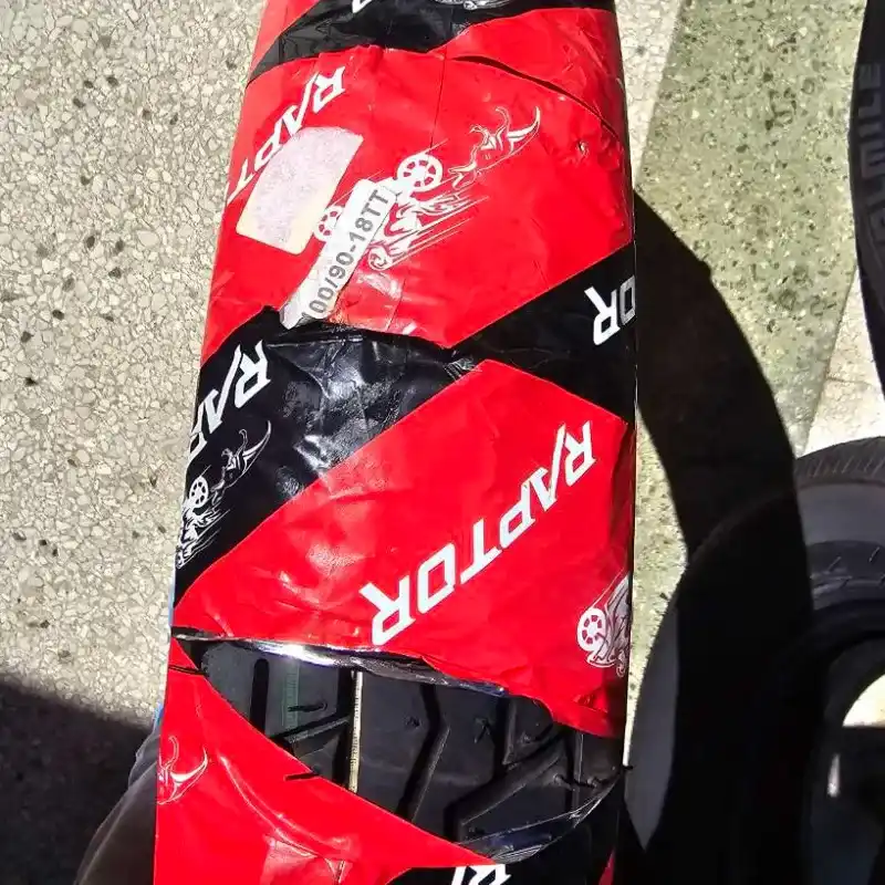 GOMA MOTO 100/90/R18