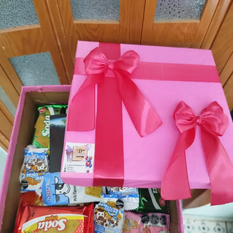 Caja de Regalo 20x20 con Tapa