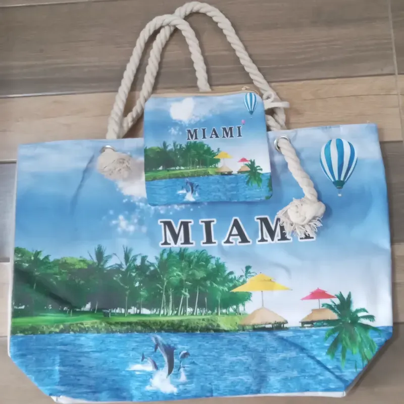 Bolso playero con monedero