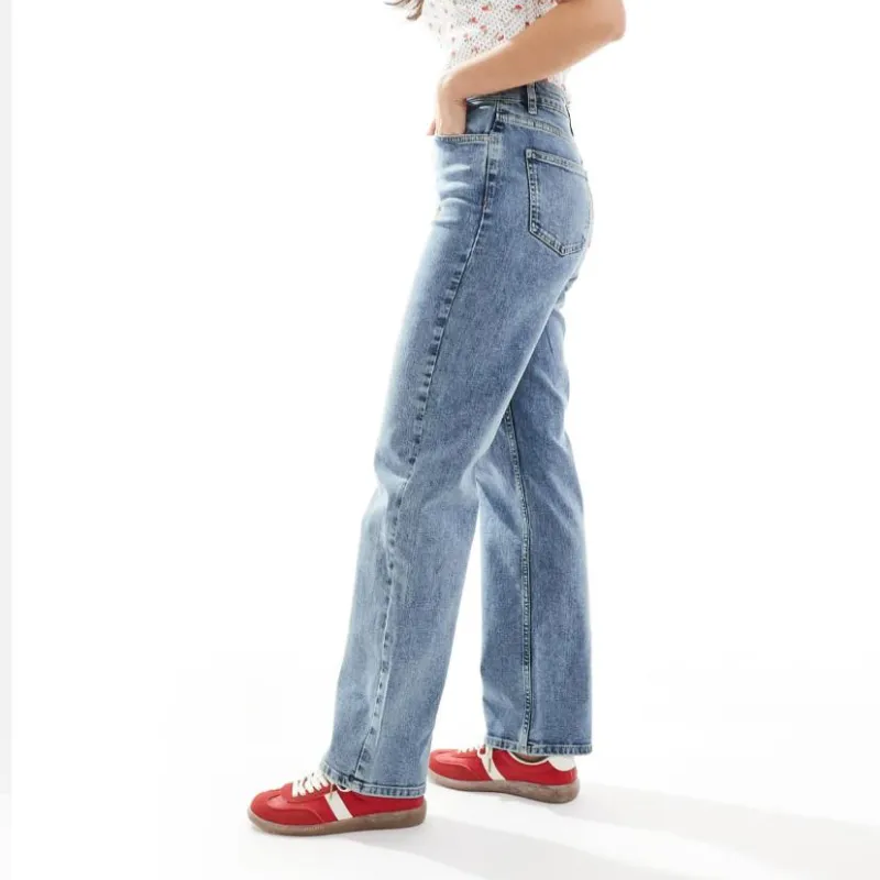 Pantalón de mezclilla