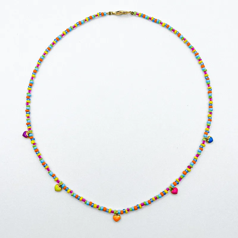 Collaritos con dijes de corazones ♥️