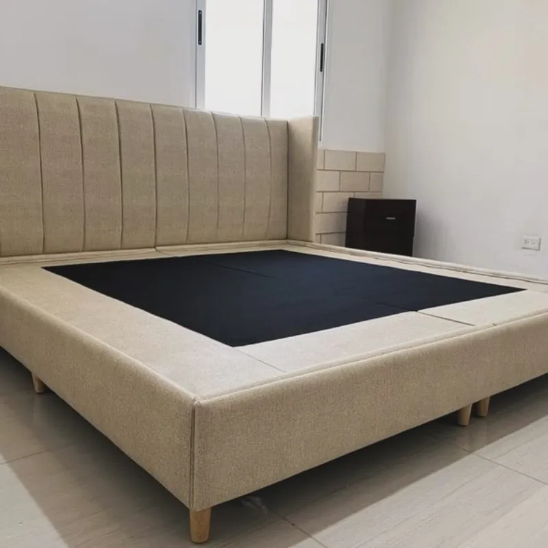 Cama orejona acanalada