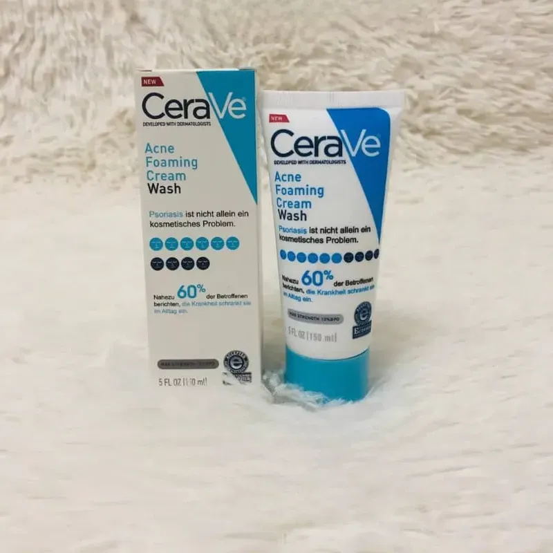 Limpiador Facial CeraVe En Crema Espumosa Para el Acné