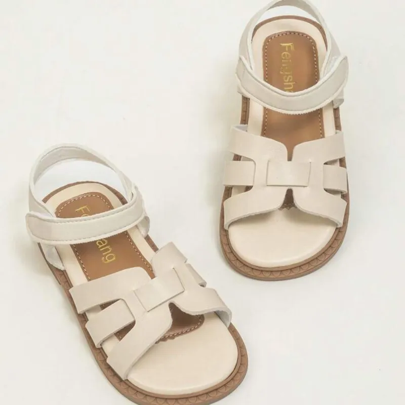 Sandalitas blancas