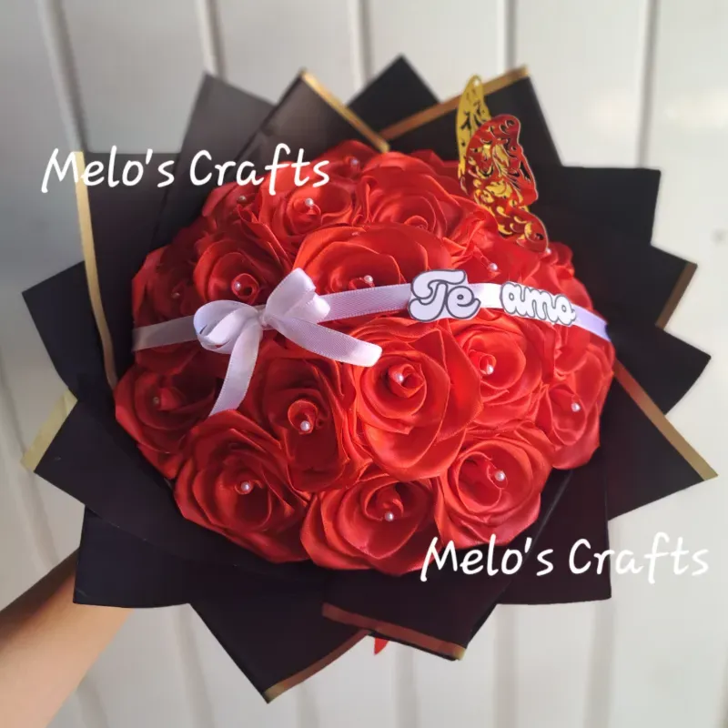 Ramo de 20 rosas de saten