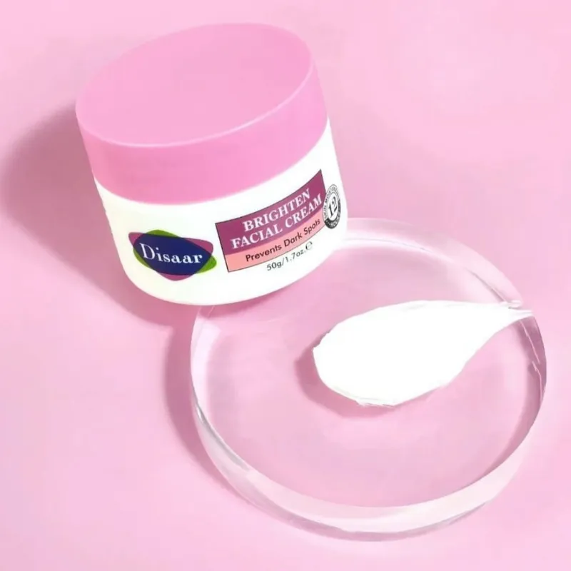 2000 pesos Crema facial iluminadora y despigmentante (Dissar)