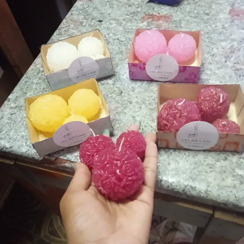 Juego de 3 esferas de rosas