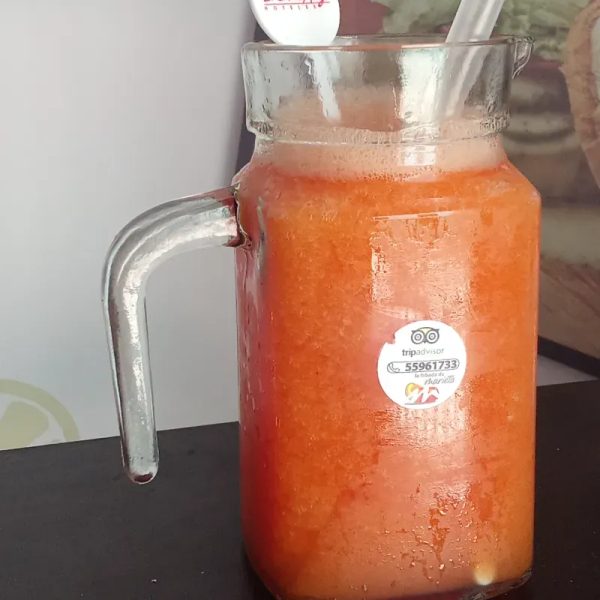 Jugos de frutas naturales