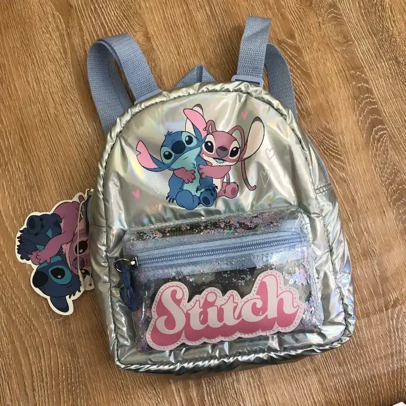 Mochila de Stitch color plateado