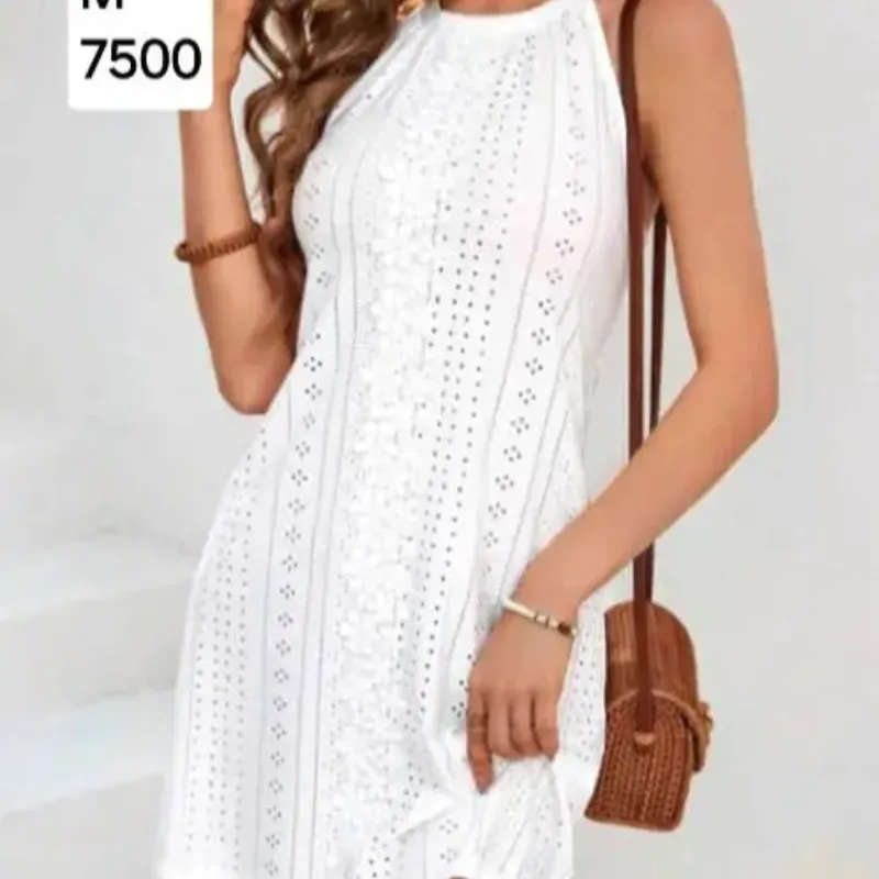 Vestido blanco bordado