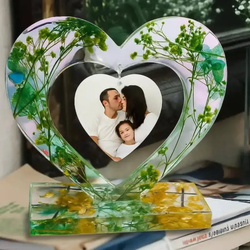 Portaretratos de corazón grande