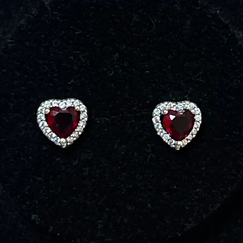 Aretes de Corazón piedra roja