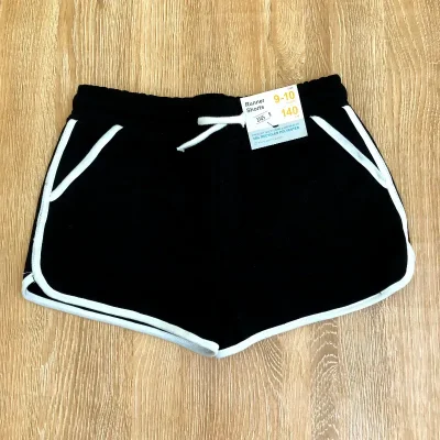 Short deportivo color negro