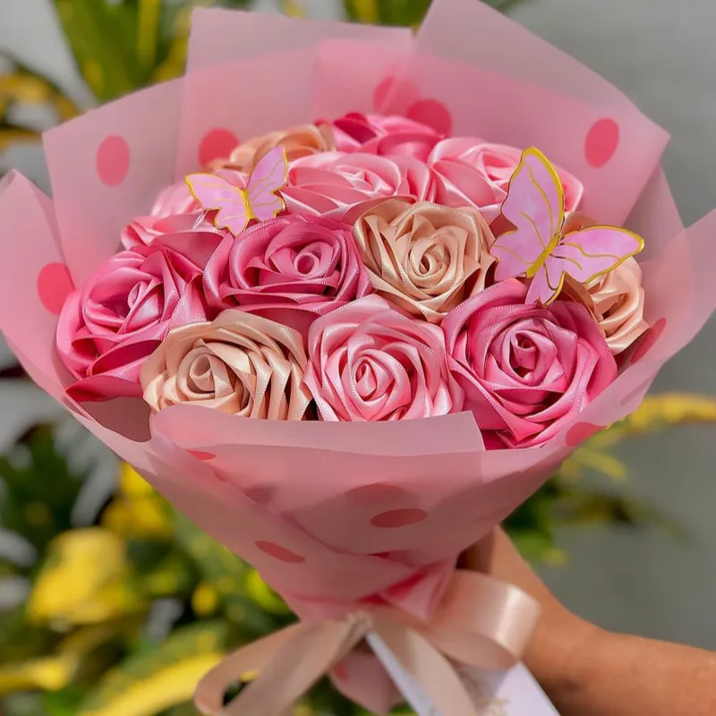 Bouquet de rosas eternas