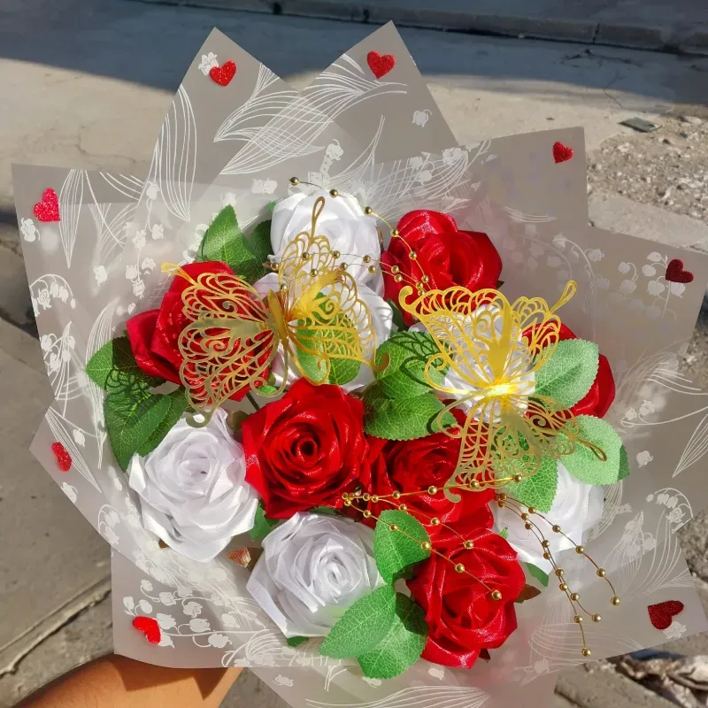 Ramo de Rosas Eternas 