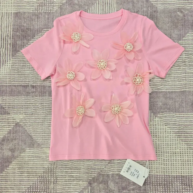 Pulover rosado de flores