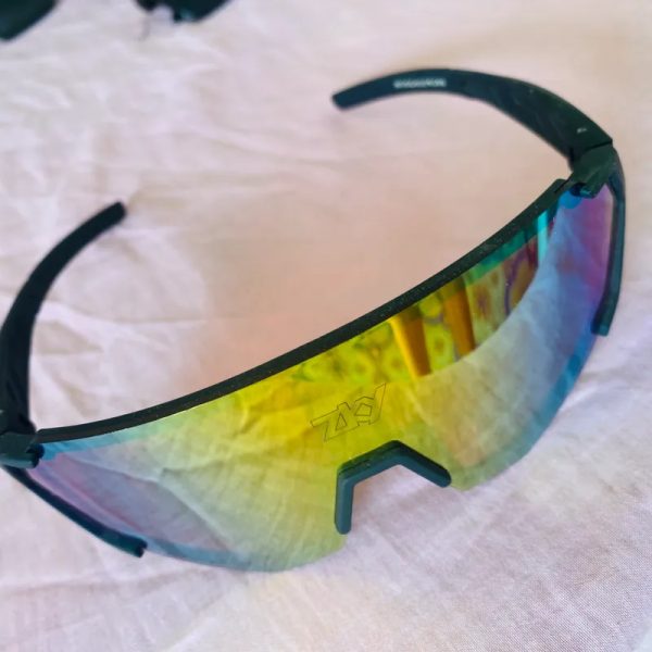 Gafas de sol con lentes tornasol