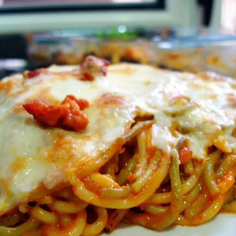 Espaguetis c/ Chorizo y Queso Blanco