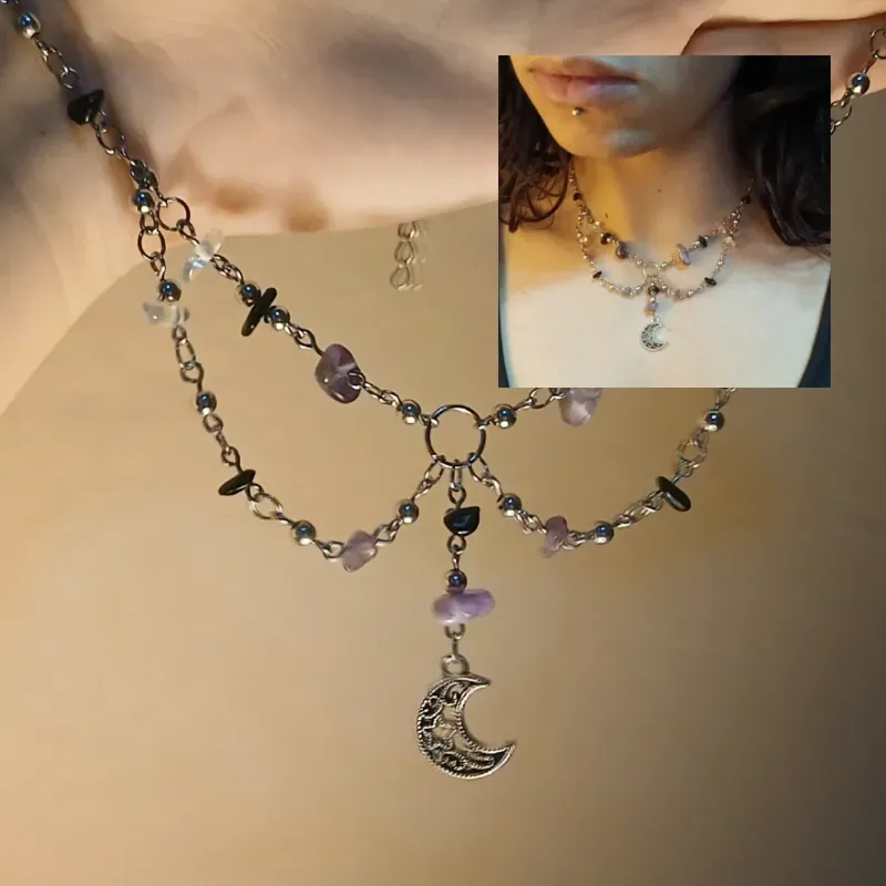 Collar de cuarzos con colgantes y dije